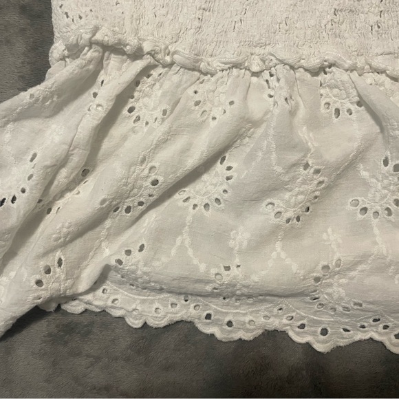 2/$15❗️Pretty white eyelet SHEIN blouse, size 4X (fits like 18/20) - Picture 3 of 6